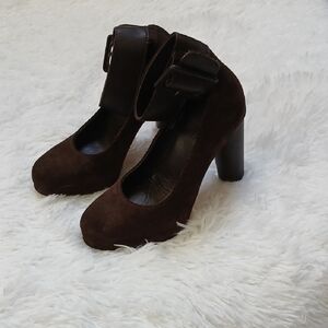 L.L. Bean Dark Brown Women's Ankle Strap‎  Heels Size 6.5 M